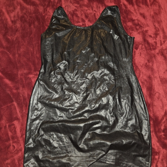 Black Wetlook Leather Look Sleeveless Dress - Size XL - Picture 5 of 7